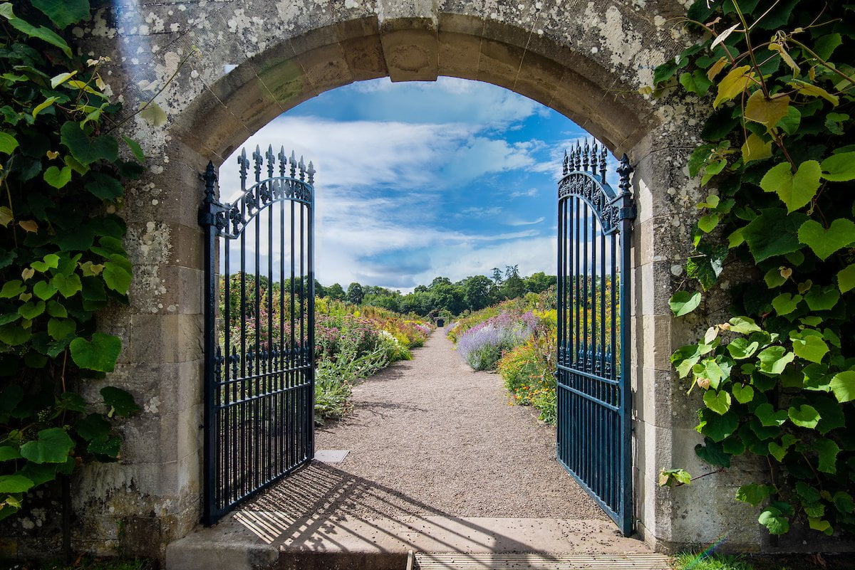 Reopening of the gardens and grounds at Floors Castle 2020