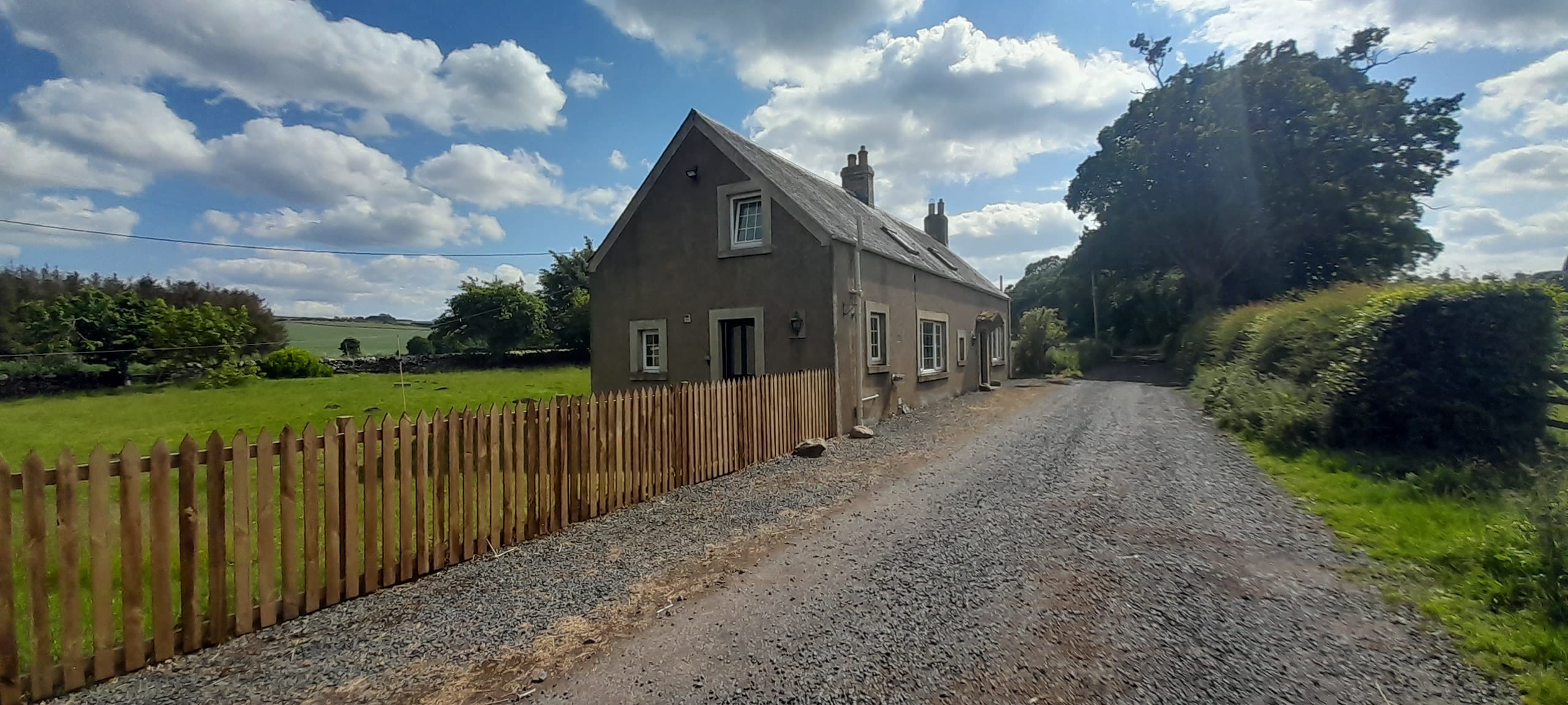 2/3 Otterburn Farm Cottage